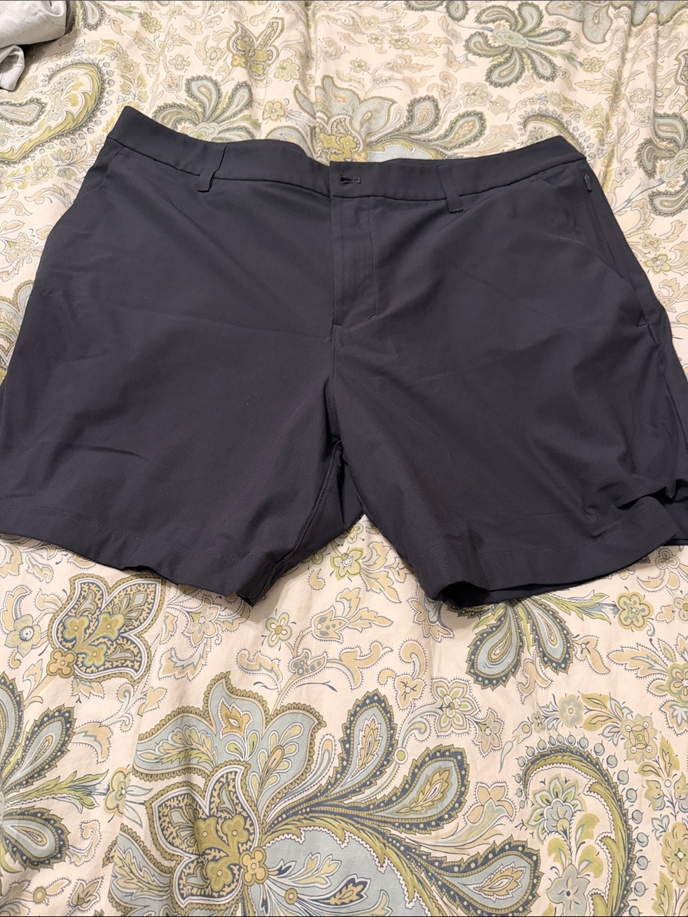 lululemon athletica dark gray Men's Hybrid Shorts